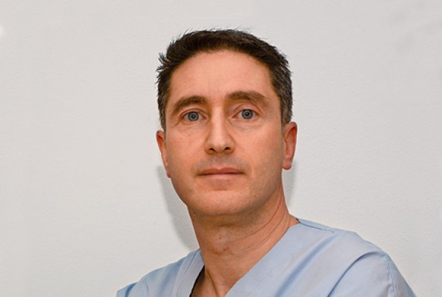 Dr. Salvatore Vienna Plastischer Chirurg und Dermatologe Dr. Salvatore Vienna Plastischer Chirurg und Dermatologe