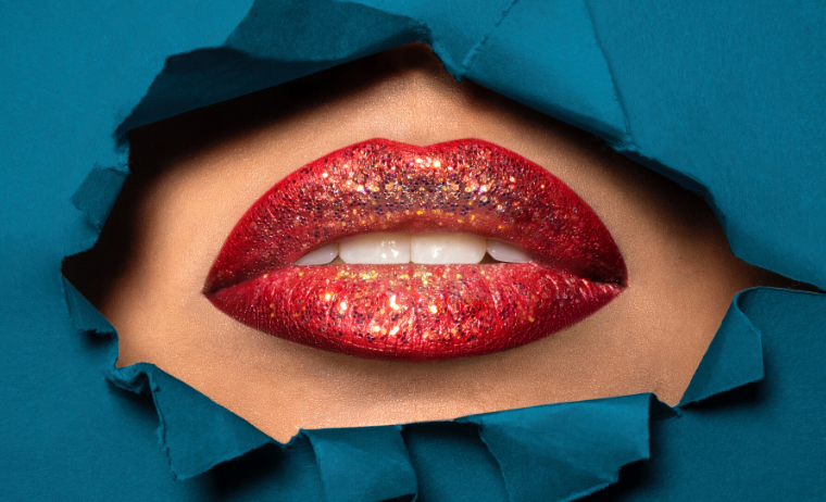 Rote Lippen Soll Man K ssen Volle Lippen Zum Valentinstag MES